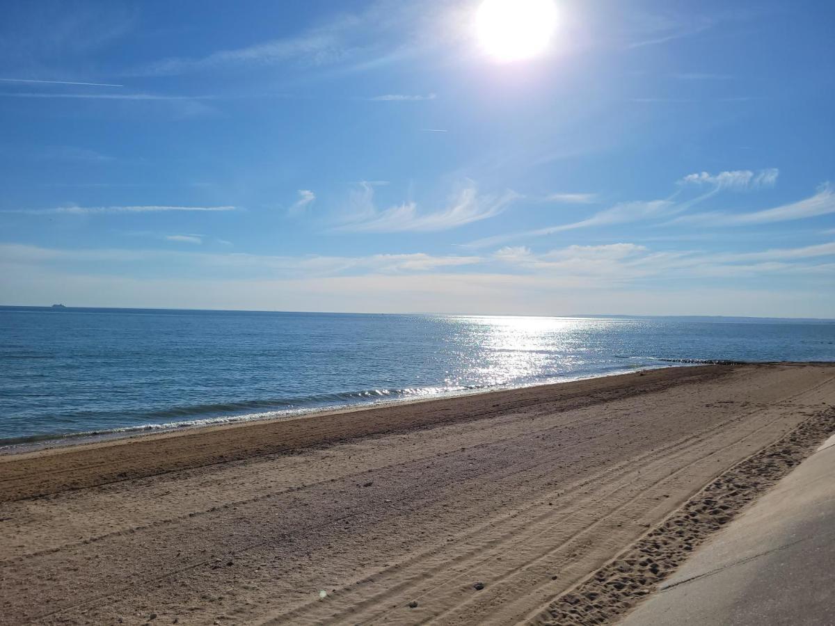 Logement A 50 M De La Mer ! Hermanville-sur-Mer Exterior photo